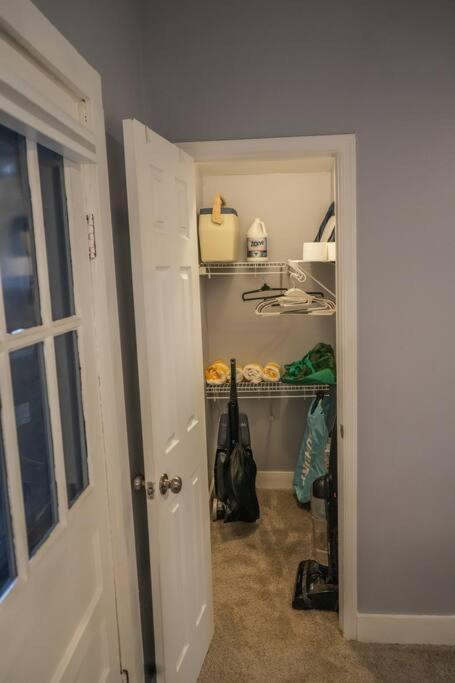 Villa Historic Coastal Haven- Pet Friendly Fast Wi-Fi Norfolk Exterior foto