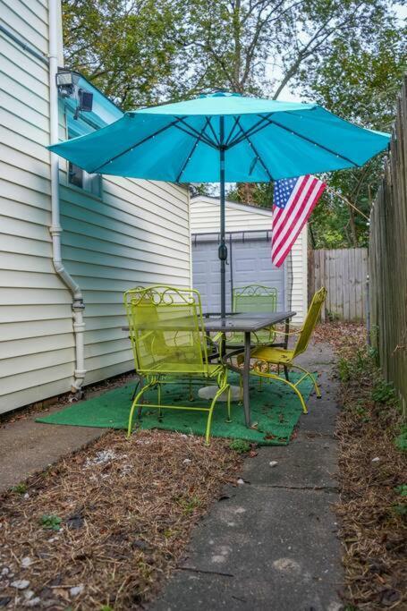 Villa Historic Coastal Haven- Pet Friendly Fast Wi-Fi Norfolk Exterior foto