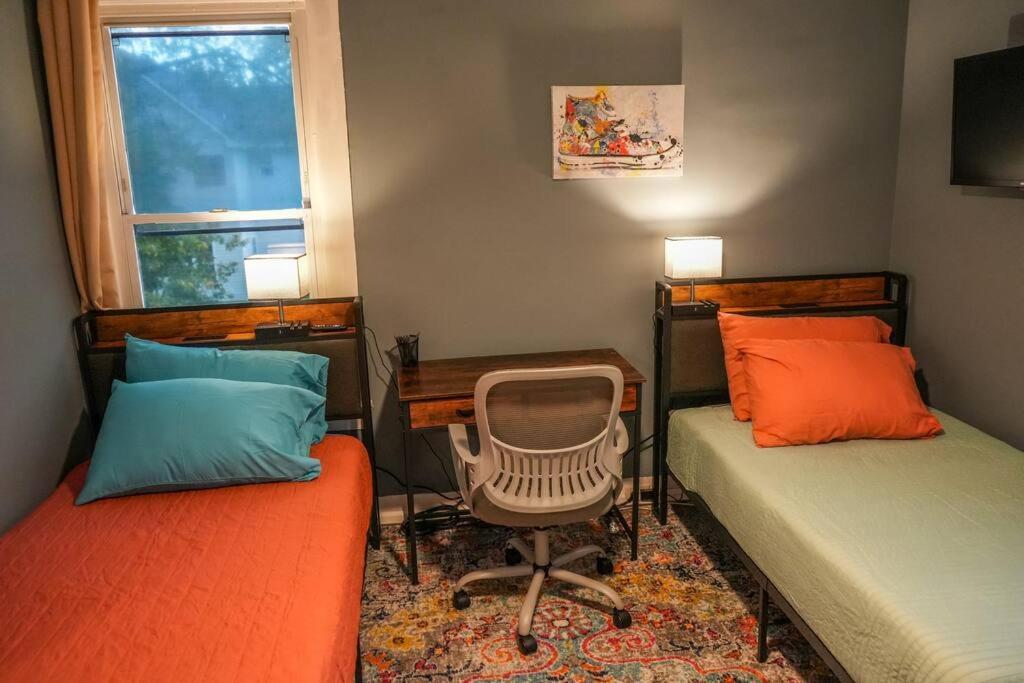 Villa Historic Coastal Haven- Pet Friendly Fast Wi-Fi Norfolk Exterior foto
